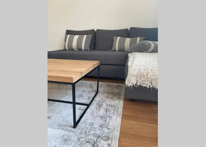 Wunderschöne sanierte Wohnung vor den Toren Kölns