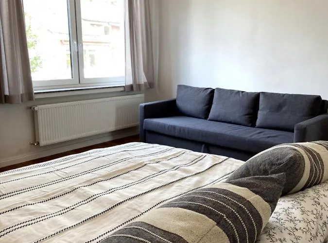 Wunderschoene Sanierte Wohnung Vor Den Toren Koelns