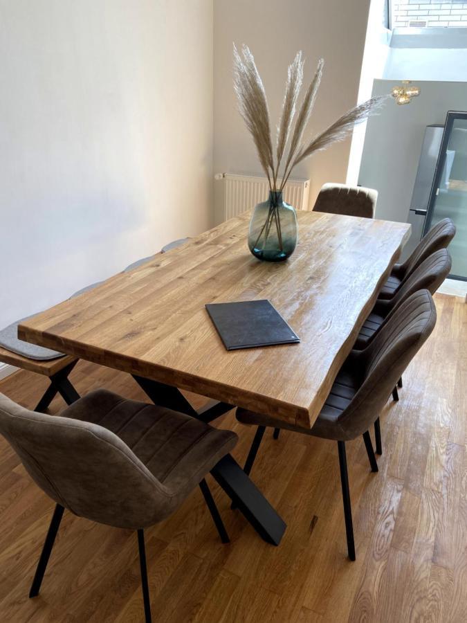 Wunderschoene Sanierte Vor Den Toren Koelns Apartament